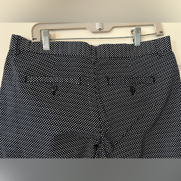 GAP Khaki Navy and White Patterned Pants Slim City Style Women’s Size 8, Ankle - Picture 5 of 16